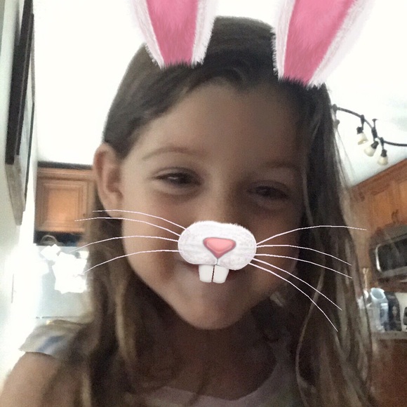 Meet your Posher, Danielle! - Picture 6 of 11